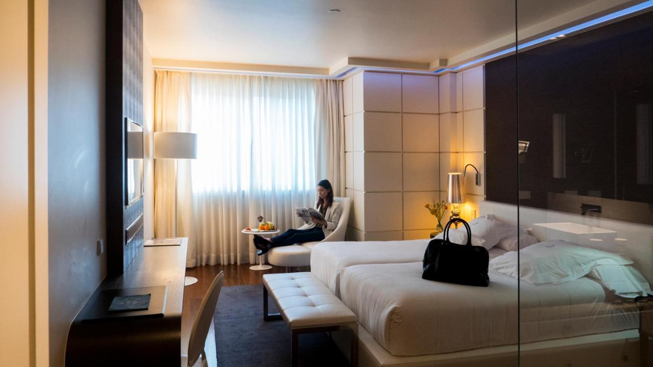 그랜 호텔 나가리 부티크 앤드 스파 비고 외부 사진 A room at the hotel